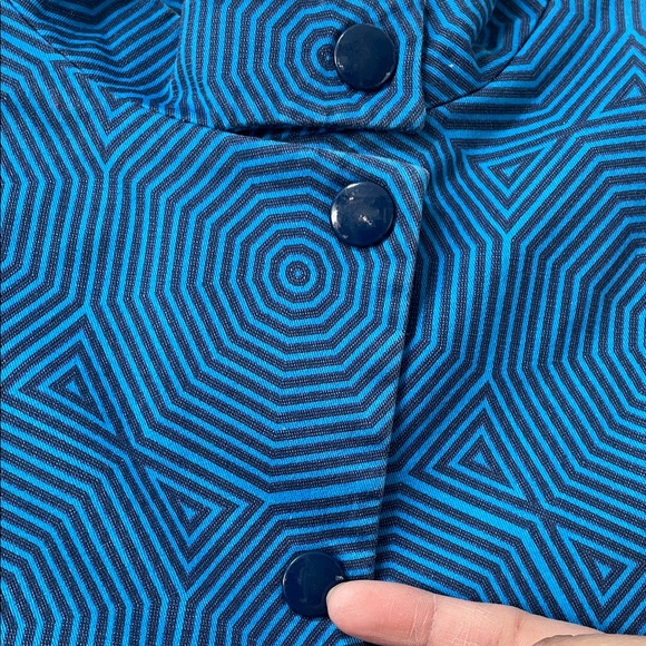 Akris Punto Azure Geometric Sunshade Print Cotton retro style mock neck Jacket - Picture 9 of 17